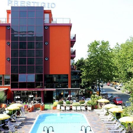 Hotel Prestigio تْشيزيناتيكو المظهر الخارجي الصورة