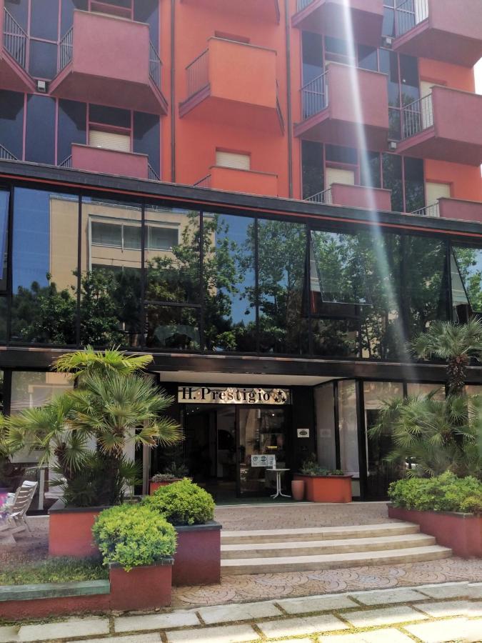 Hotel Prestigio تْشيزيناتيكو المظهر الخارجي الصورة