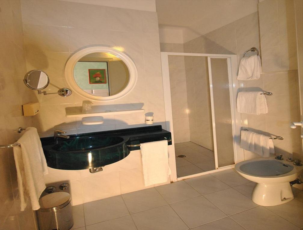 Hotel Prestigio تْشيزيناتيكو المظهر الخارجي الصورة